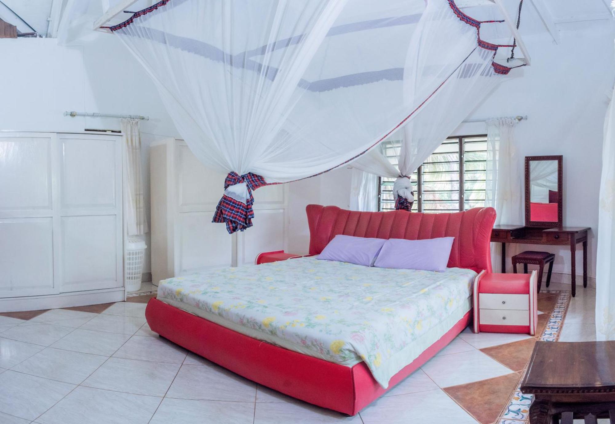 Kijani Cottages In Diani Diani Beach Exterior foto