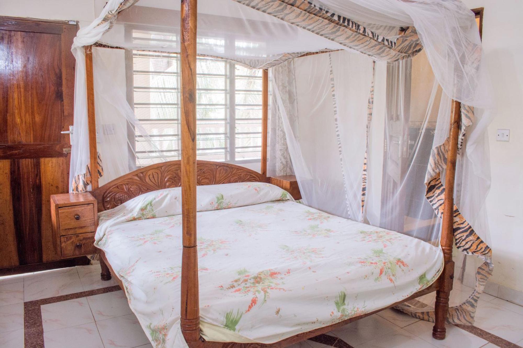 Kijani Cottages In Diani Diani Beach Exterior foto