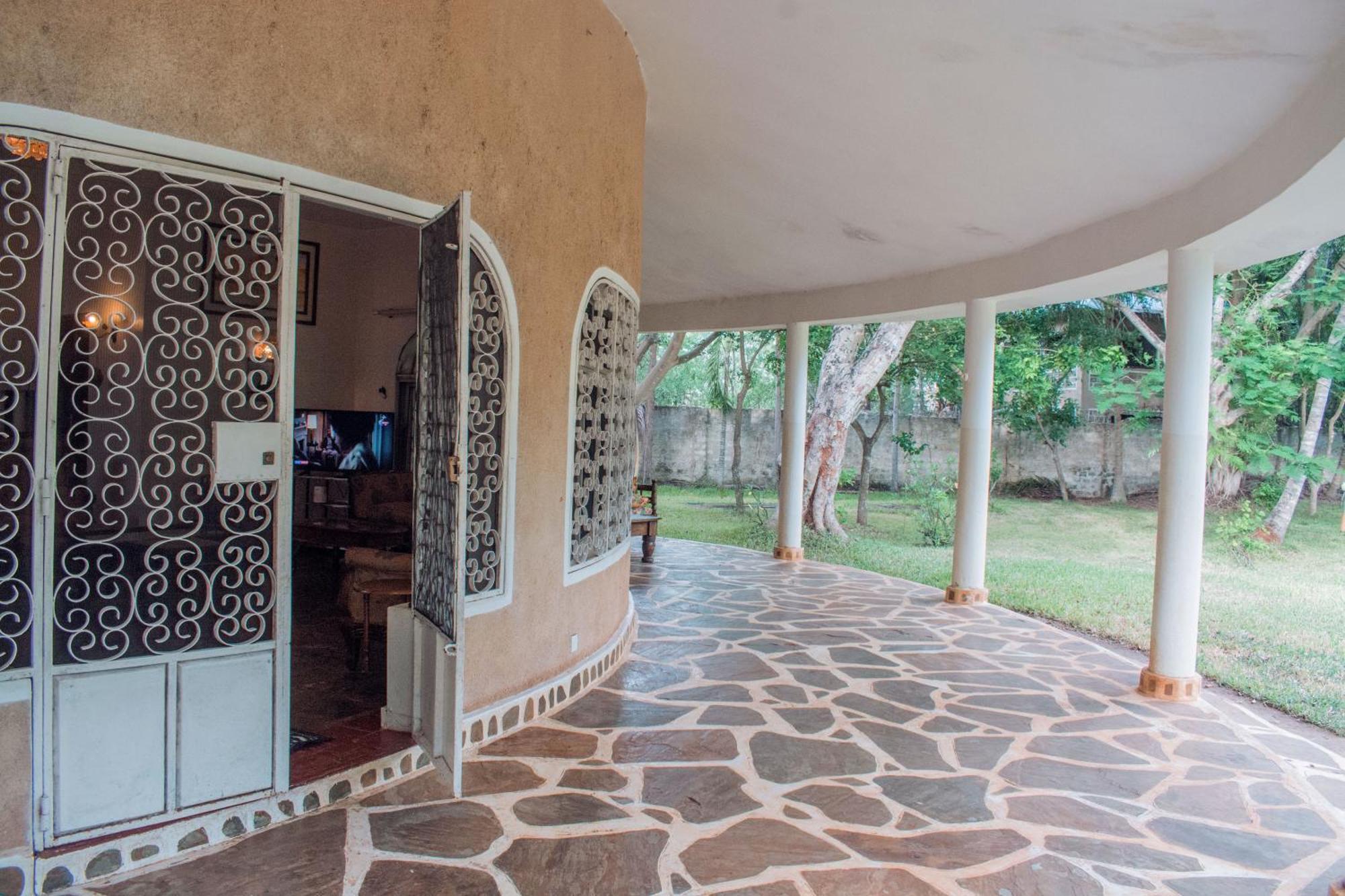 Kijani Cottages In Diani Diani Beach Exterior foto