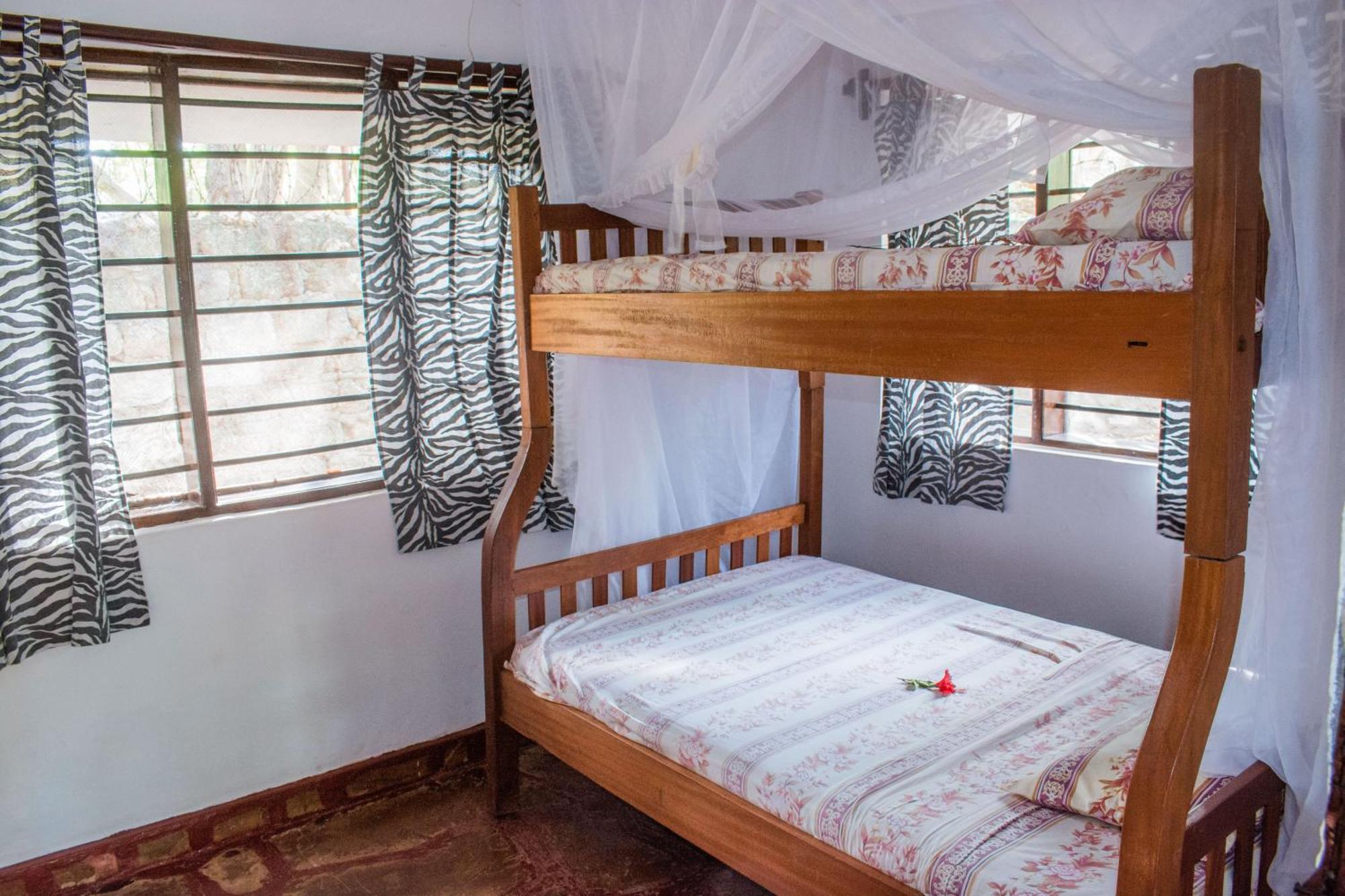 Kijani Cottages In Diani Diani Beach Exterior foto