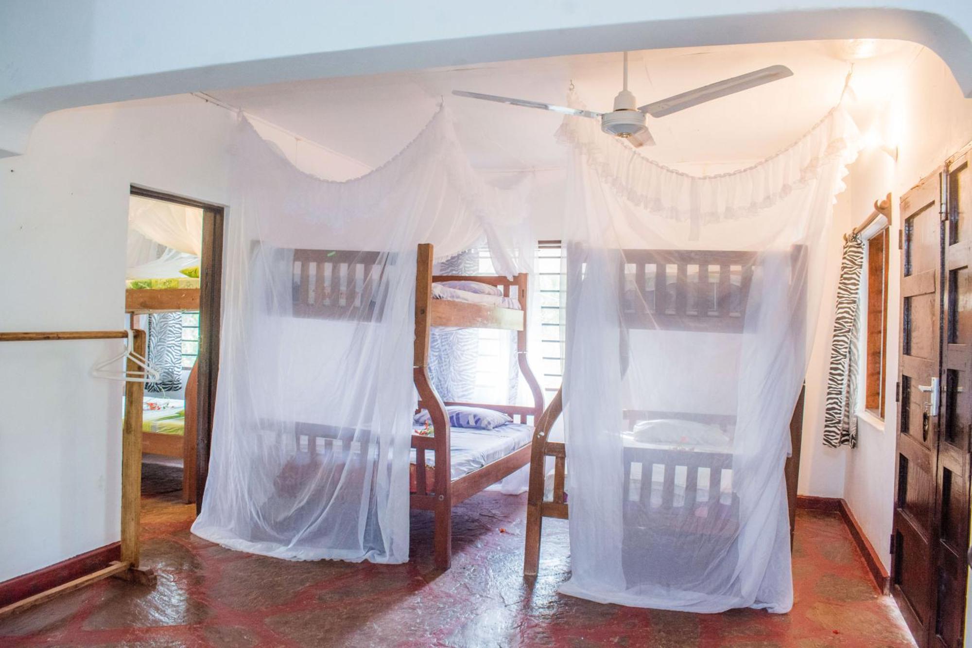 Kijani Cottages In Diani Diani Beach Exterior foto