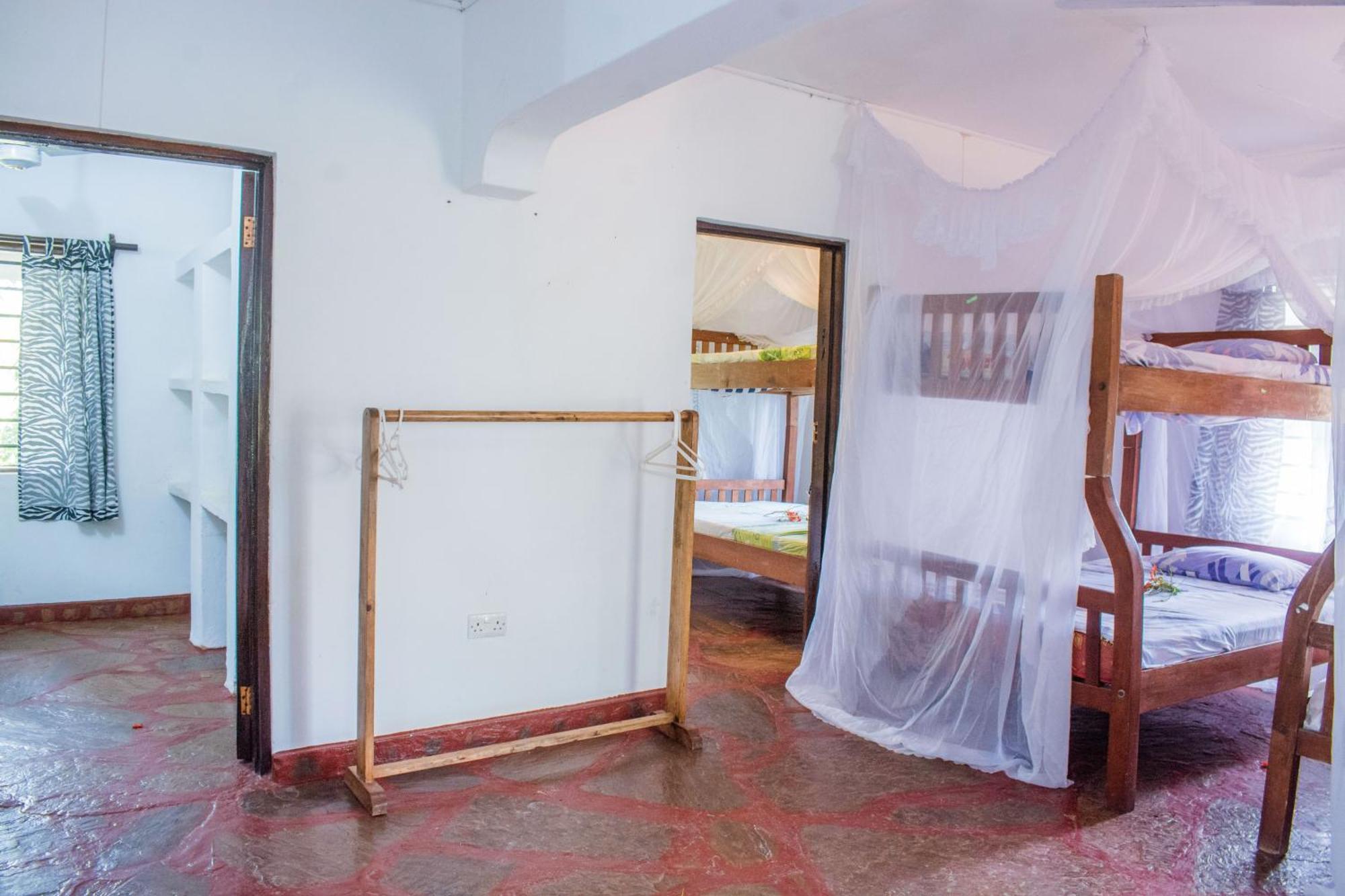 Kijani Cottages In Diani Diani Beach Exterior foto