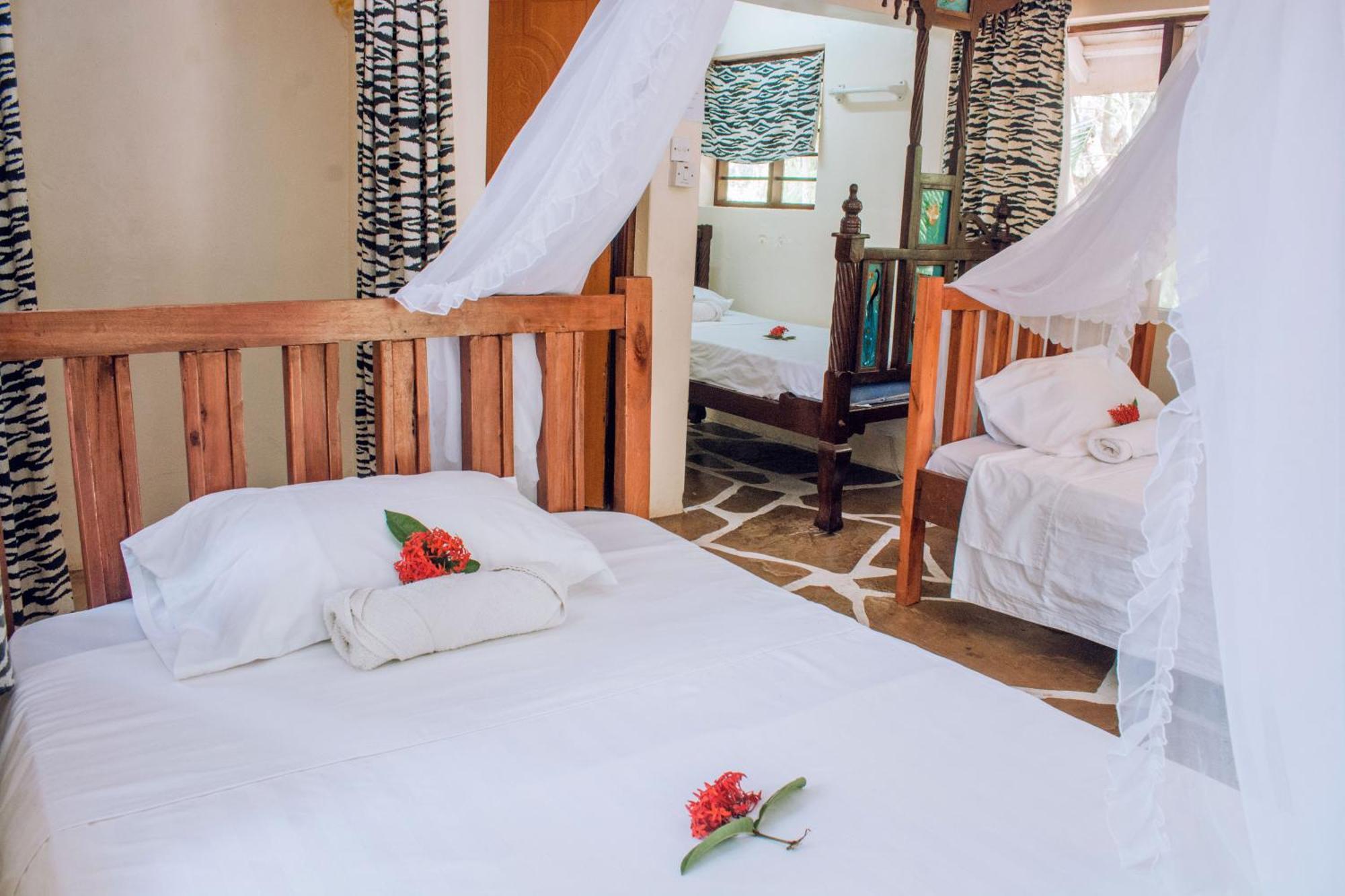 Kijani Cottages In Diani Diani Beach Exterior foto