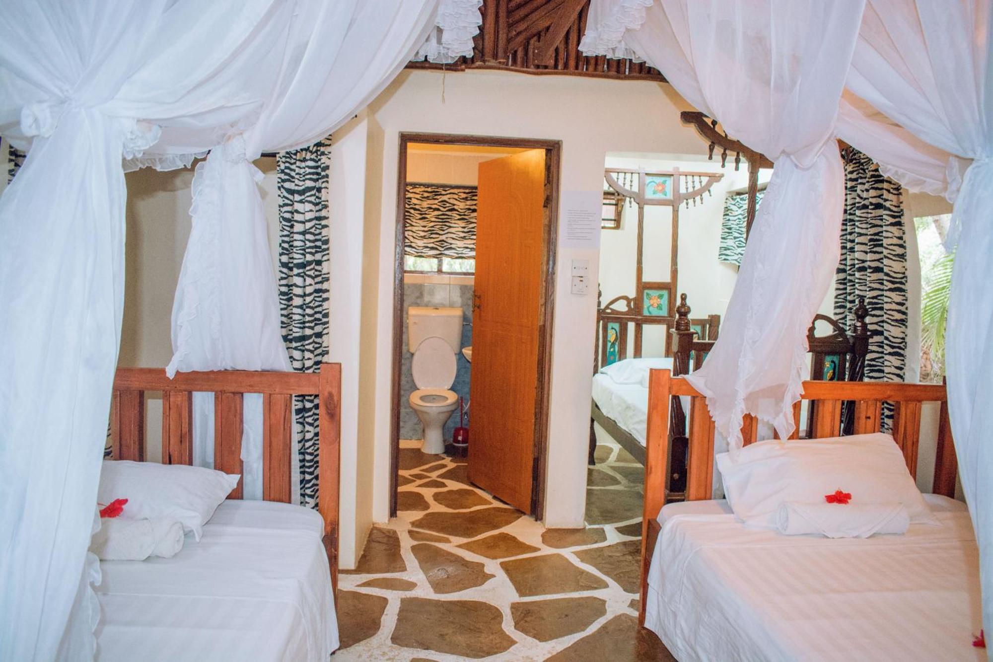 Kijani Cottages In Diani Diani Beach Exterior foto